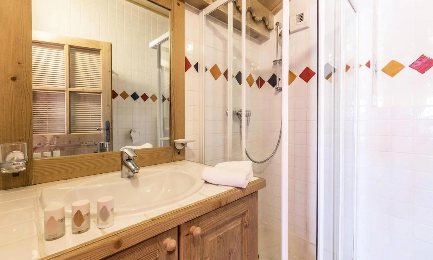 Les Chalets Du Gypse - Les Chalets Du Gypse A08 Mae-3541 Saint-Martin-de-Belleville 0*,  France